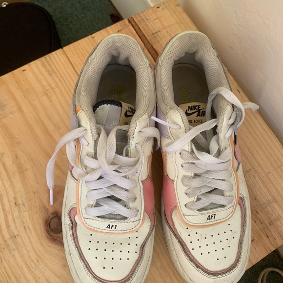 Vintage Air Force Ones - Picture 2 of 5